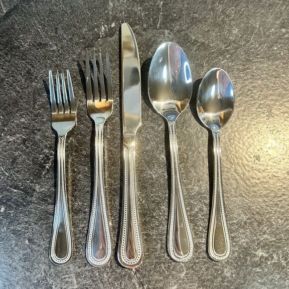 Stainless Steel 18/0 BEAD 60-pc 12‎ Place Setting Flatware Set - Picture 1 of 9